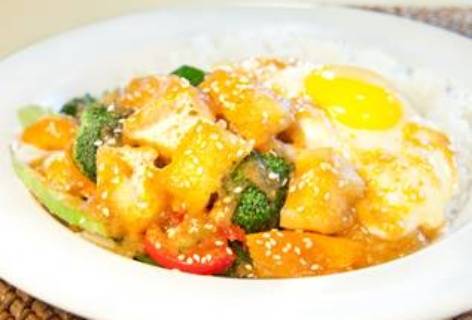 Curry Tofu Egg Veg Rice 咖喱豆腐蛋什菜飯